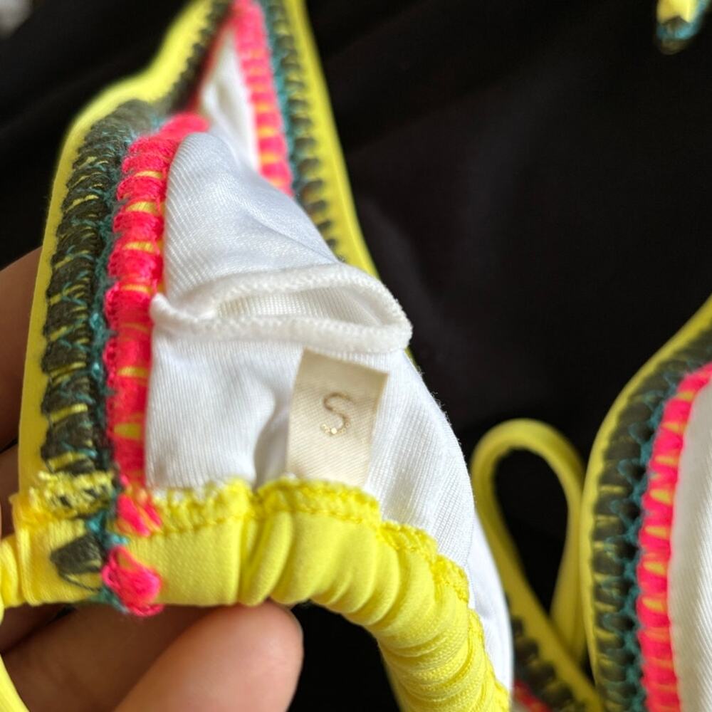 Cosita Linda Yellow Triangle Bikini Set - Picture 4 of 4